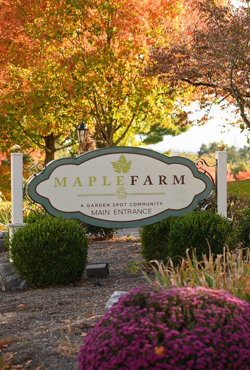 Maple Farm Sign